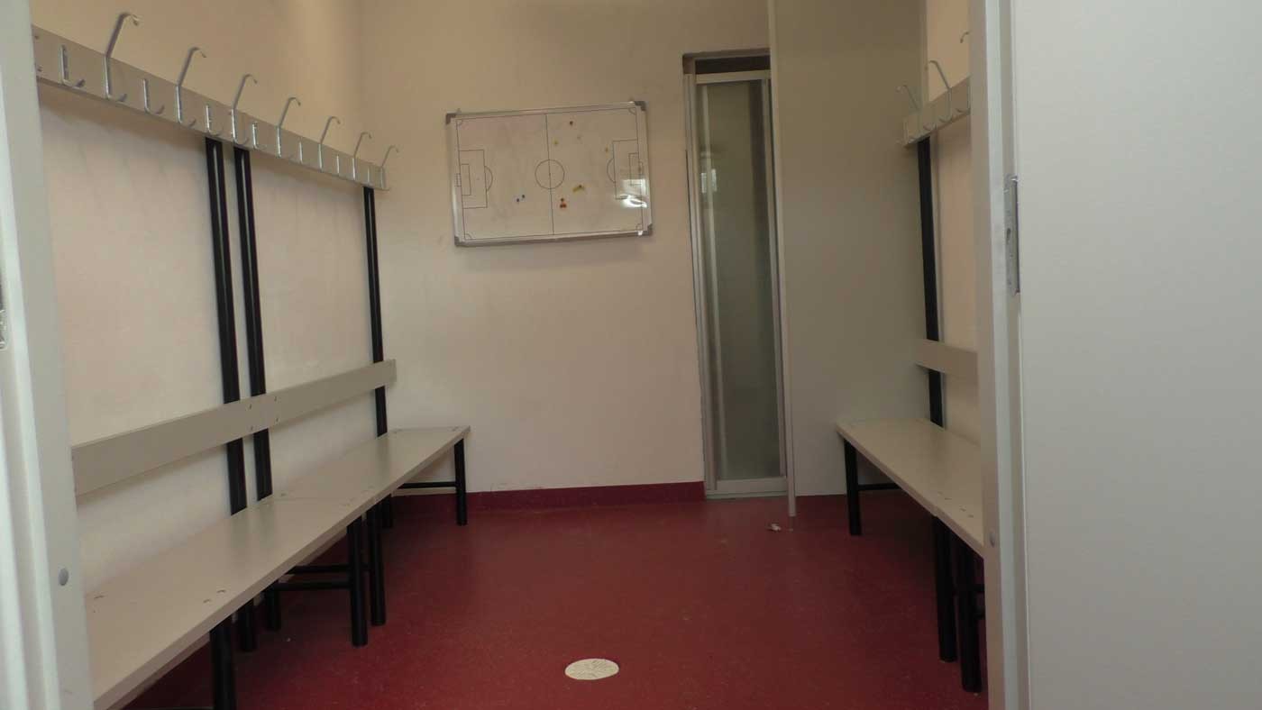 Yläkerran pukuhuoneen vuokraus